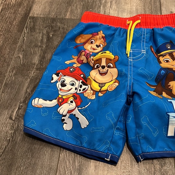 Paw Patrol swimsuit 4t - Picture 2 of 6